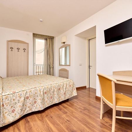 Hotel San Marco Μαλτσεζίνε Εξωτερικό φωτογραφία